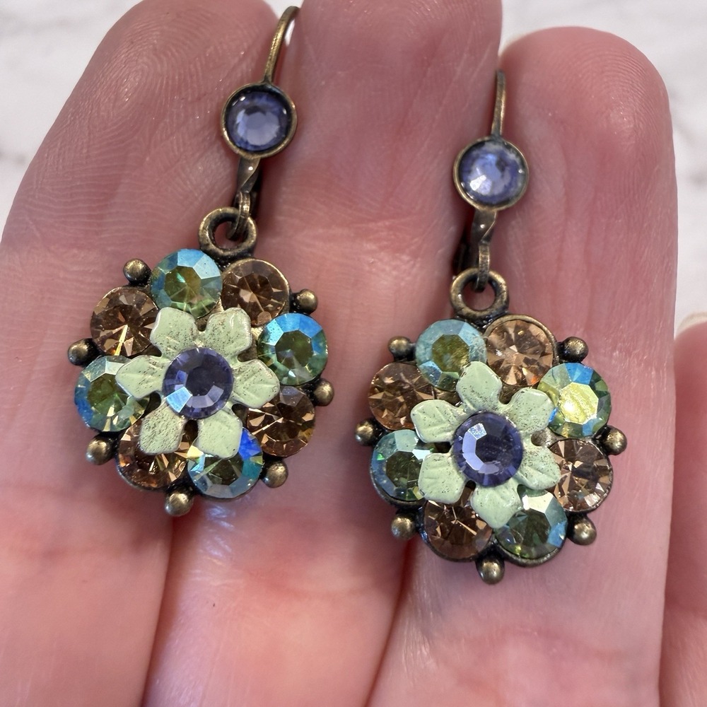 Unsigned Michal Negrin Green AB Crystal Flower Brass Leverback Earrings Dangle